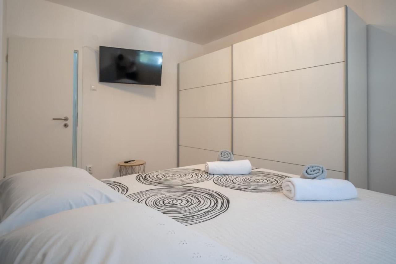 Apartman Mirjana Lägenhet Split Exteriör bild