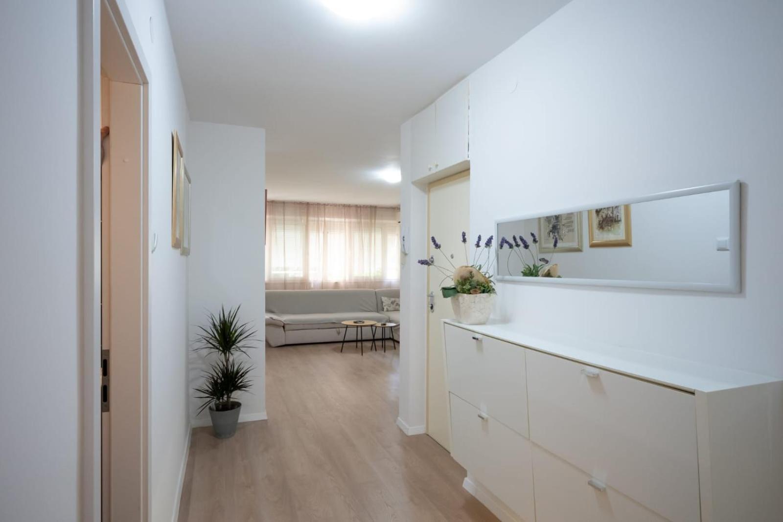 Apartman Mirjana Lägenhet Split Exteriör bild